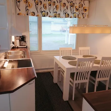 Majoituspalvelu Nurmi Peipontie 3 A Saunallinen Raahe