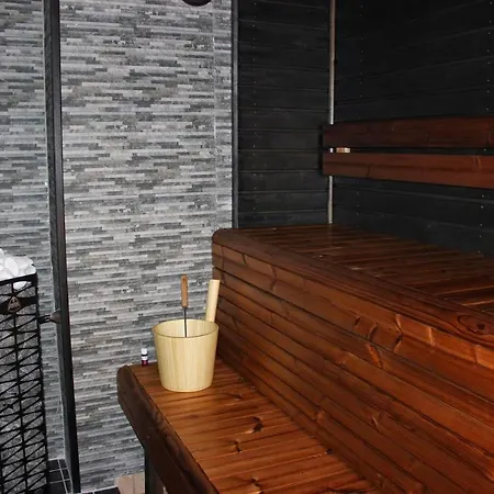 Majoituspalvelu Nurmi Peipontie 3 A Saunallinen Raahe